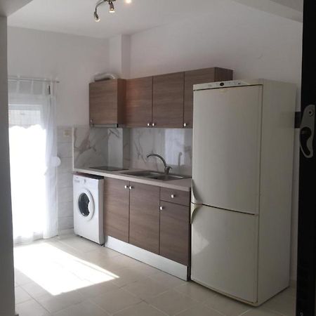 Cozy White Home 塞萨洛尼基 外观 照片