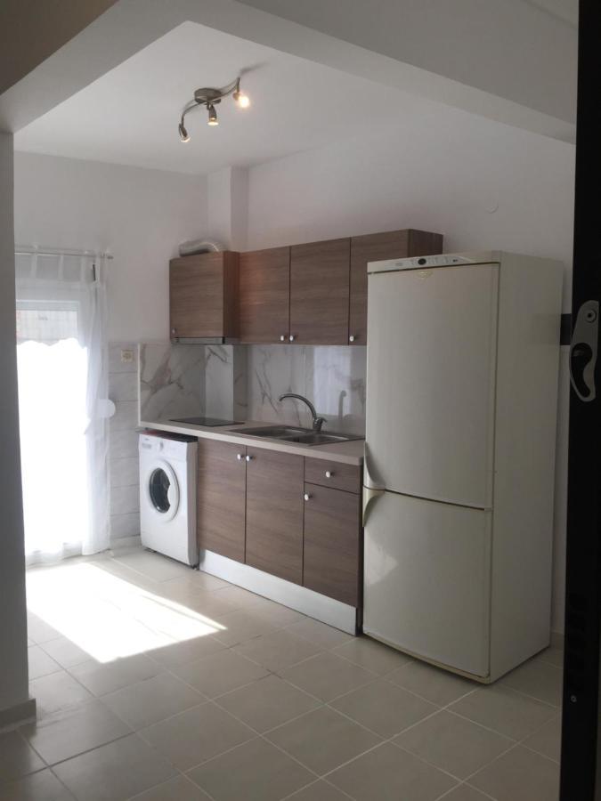 Cozy White Home 塞萨洛尼基 外观 照片